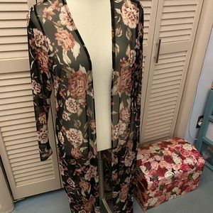 🌸Floral long wrap🌸